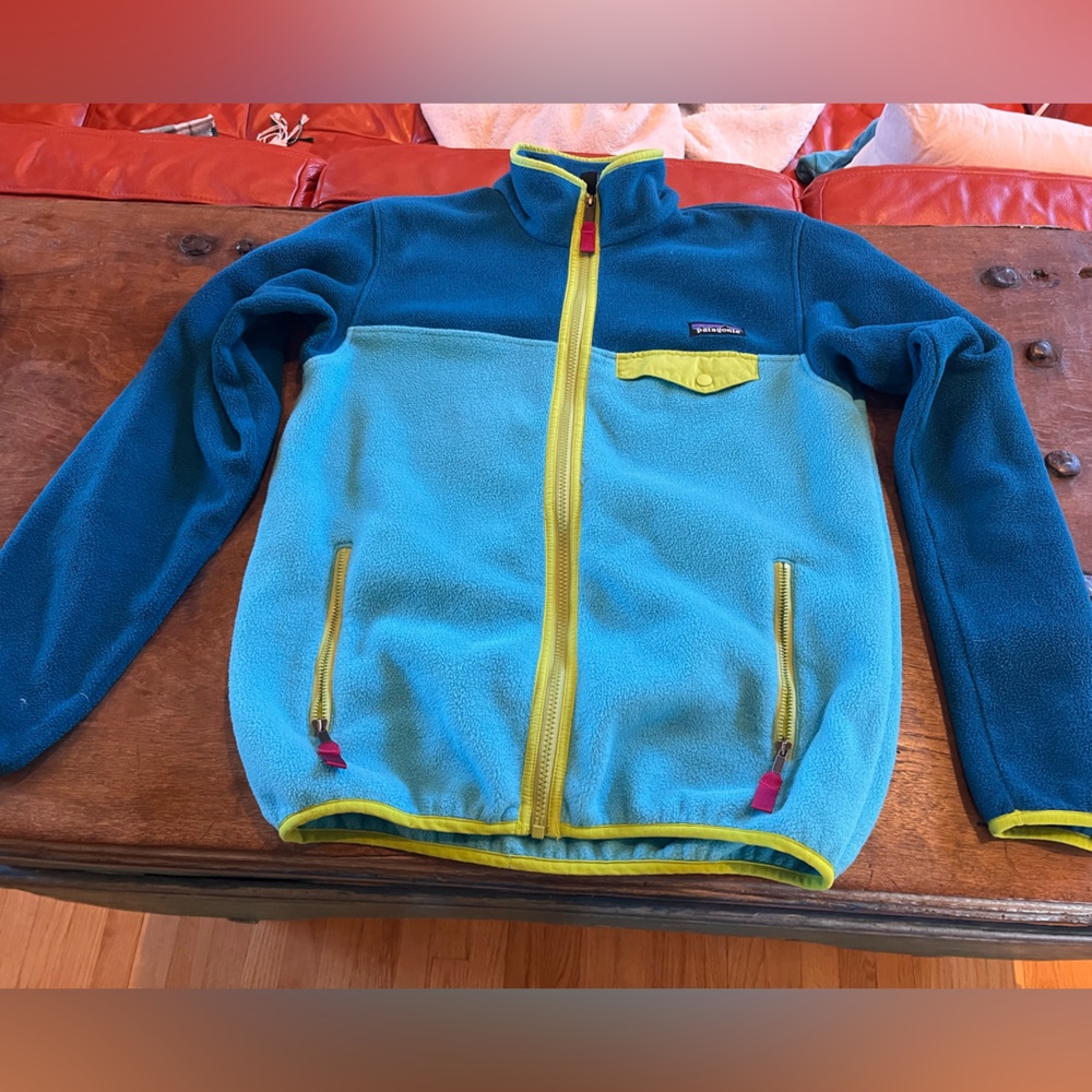 Women’s Patagonia Synchilla Fleece Zip Up Jacket size small